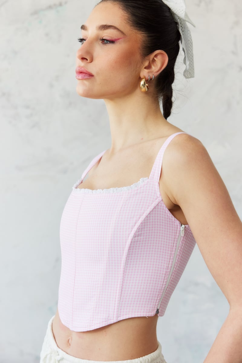  Emily Korse No:15 resmi